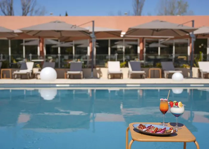 Hotel Mount Venturi - Aix-En-Provence Sainte-Victoire - Bar & Restaurant & Padel